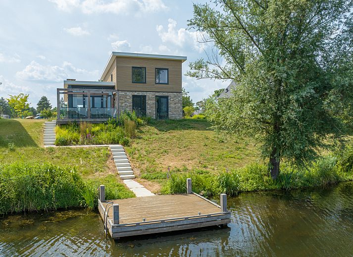 Verblijf 380858 - Bungalow Noord Limburg - 12-persoons watervilla | 12CE