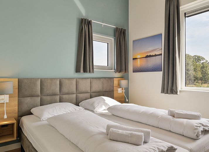 Verblijf 380858 - Bungalow Noord Limburg - 12-persoons watervilla | 12CE