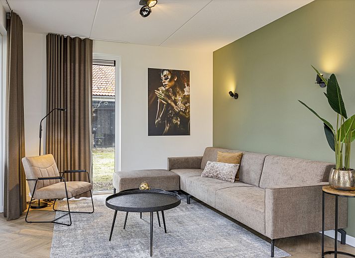 Guest house 380860 - Bungalow Noord Limburg - 4-persoons wellnessvilla | 4ELW