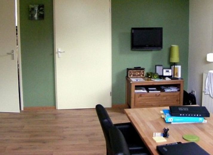 Speeltuin en kampeerplekken bij Appartement Groen, Blauw of Rood in Horst, Limburg, ideaal voor families.