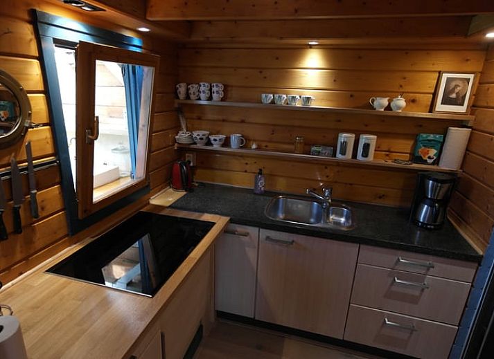 Guest house 382004 - Holiday property Noord Limburg - Huisje in Velden