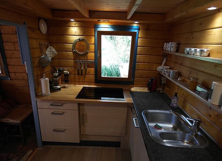 Guest house 382004 - Holiday property Noord Limburg - Huisje in Velden