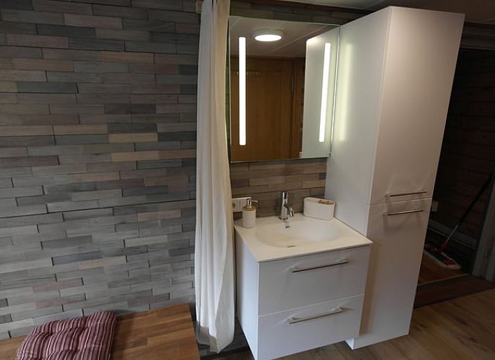 Guest house 382004 - Holiday property Noord Limburg - Huisje in Velden