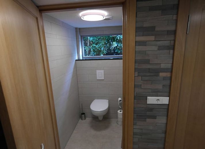 Guest house 382004 - Holiday property Noord Limburg - Huisje in Velden