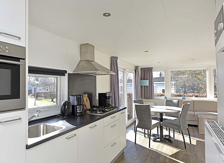 Guest house 3827103 - Chalet Noord Limburg - Chalet in Arcen