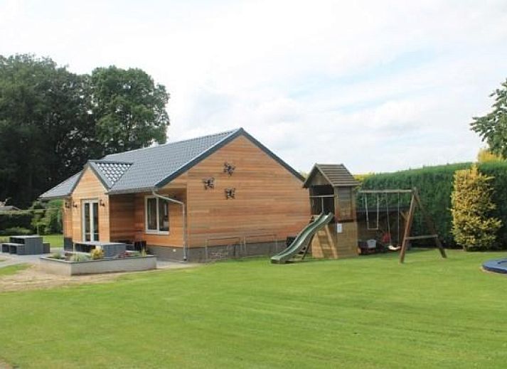 Guest house 3827125 - Holiday property Noord Limburg - L005