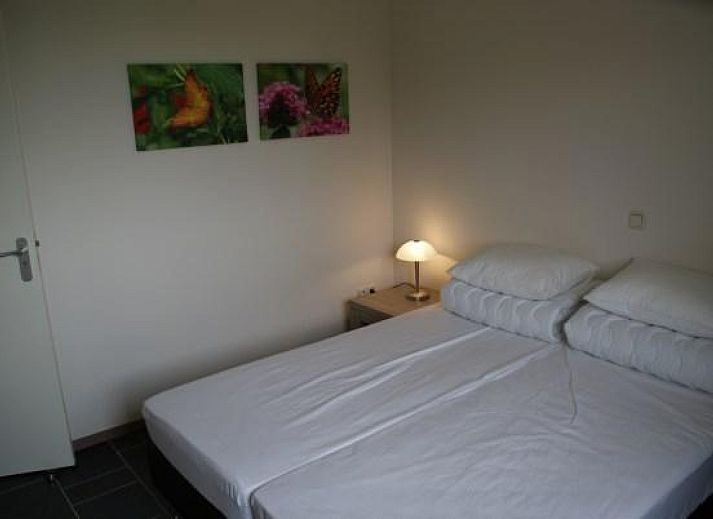 L006 vacation home in Arcen, Limburg with spacious garden and terrace for relaxation.