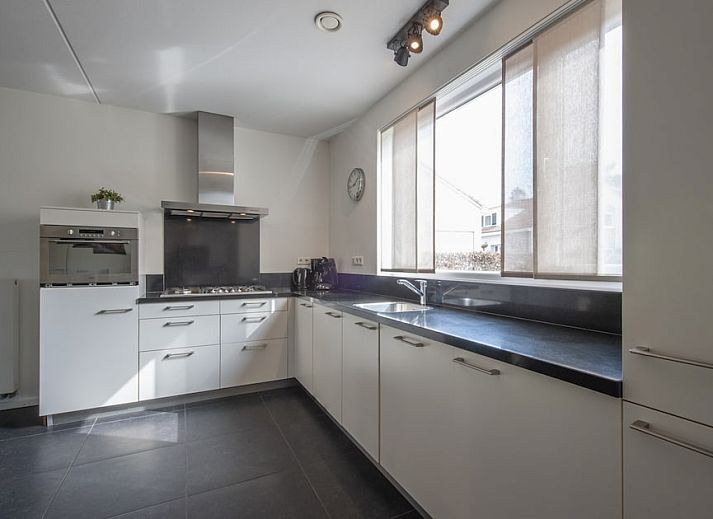 Guest house 382754 - Holiday property Noord Limburg - Luxe familievilla 20