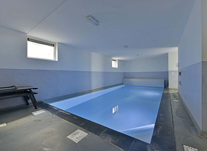 Enjoy the spacious garden and terrace of the Detached house in Arcen, a vacation home in green Arcen, North Limburg.