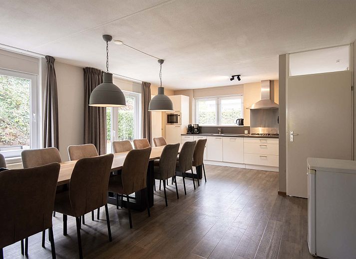 Vrijstaande woning in Arcen, Noord Limburg, vakantiehuis met ruime tuin en terras, perfect voor een ontspannen verblijf in de natuur.