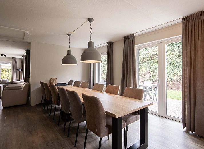 Vrijstaande woning in Arcen, Noord Limburg, vakantiehuis met ruime tuin en terras, perfect voor een ontspannen verblijf in de natuur.