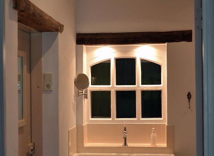 Guest house 382801 - Holiday property Noord Limburg - Huisje in Helden