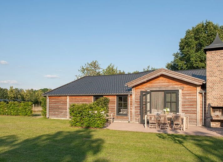 Guest house 383232 • Holiday property Noord Limburg • Huisje in Afferden