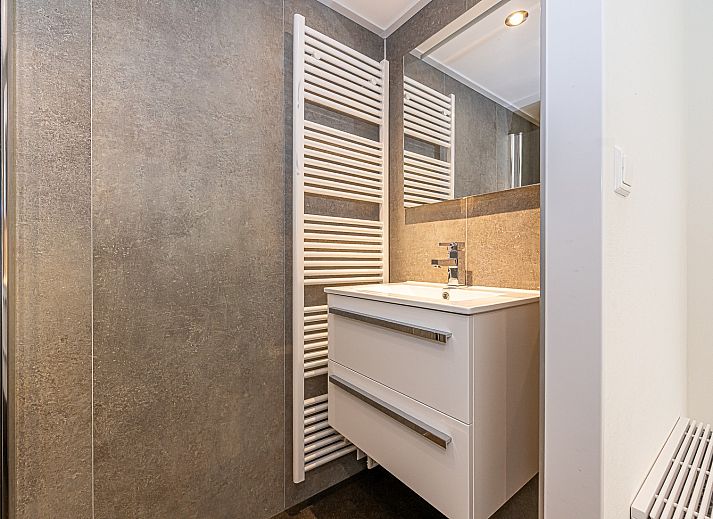 Freistehendes Haus in Belfeld mit Blick auf Natur und Teich, Nord-Limburg, Limburg.