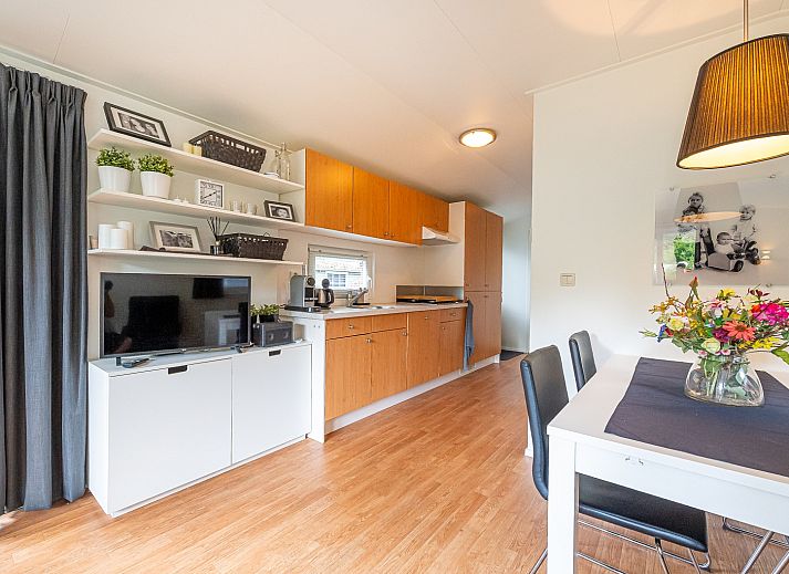 Guest house 383697 - Chalet Noord Limburg - Chalet in Belfeld