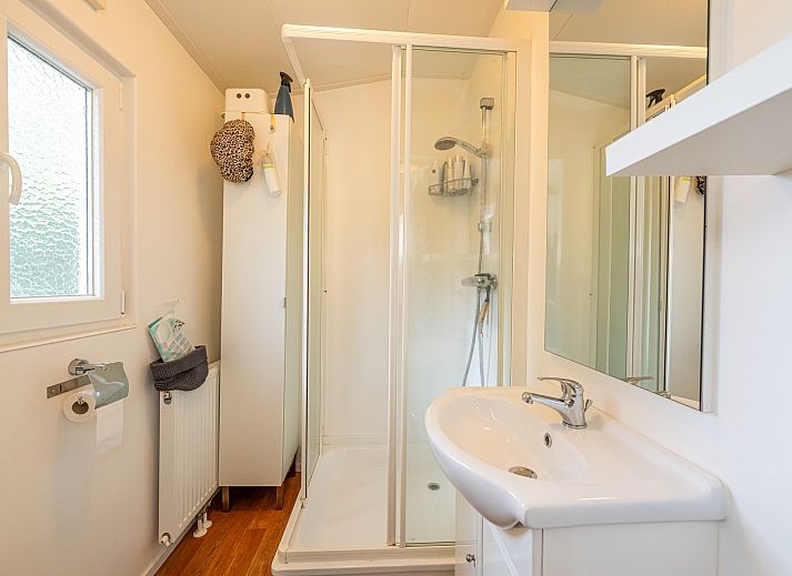 Guest house 383697 - Chalet Noord Limburg - Chalet in Belfeld