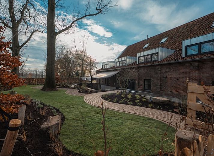 Ferienhaus in Baarlo, Nord-Limburg, bietet einen schoenen Blick auf den Garten und die Natur, ideal fuer einen erholsamen Aufenthalt.