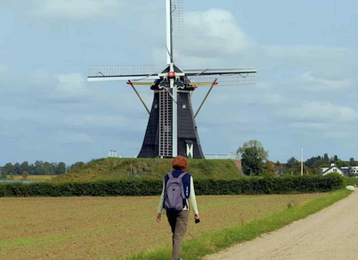 Schoene Flusslandschaft in der Naehe des Ferienhauses L285 in Beesel, Nord-Limburg.