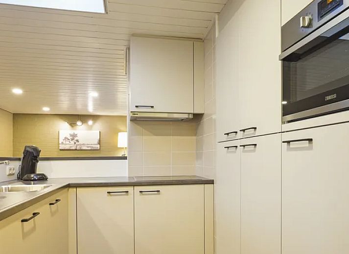 Guest house 384741 - Bungalow Noord Limburg - De Lommerbergen | 8-persoons bungalow | 8C
