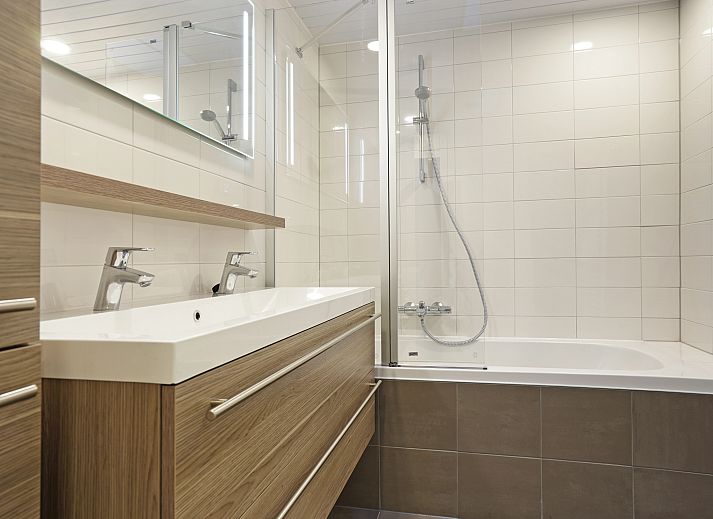 Guest house 384748 - Bungalow Noord Limburg - De Lommerbergen | 8-persoons bungalow | 8C