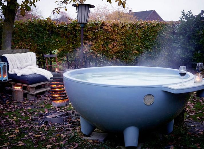 Detail van rustieke inrichting in Vakantiehuisje in Sevenum, een charmant verblijf in Noord Limburg.