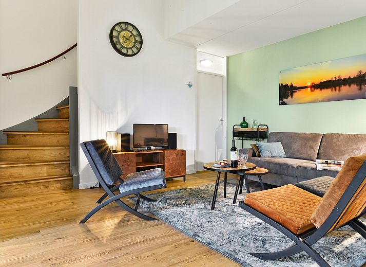 Vooraanzicht van Domein De Schatberg 6-persoons woning in Sevenum, Noord Limburg, met bakstenen gevels.