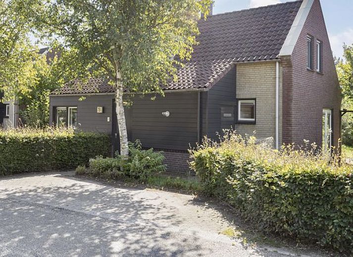 Verblijf 385210 • Bungalow Noord Limburg • Domein De Schatberg | 8-persoons terraswoning | 8E 