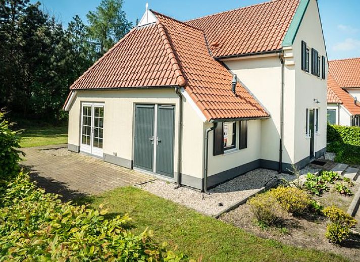 Verblijf 385212 • Bungalow Noord Limburg • Domein De Schatberg | 12-persoons bungalow | 12G