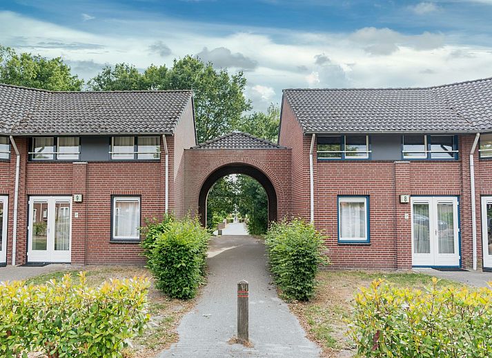 Guest house 385236 • Bungalow Noord Limburg • Domein De Schatberg | 6-persoons kinderbungalow | 6BK 