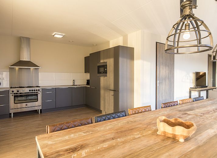 Unterkunft 385244 - Bungalow Noord Limburg - Domein De Schatberg | 12-persoons watervilla | 12L2