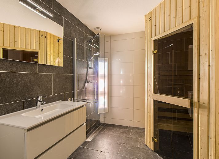 Unterkunft 385244 - Bungalow Noord Limburg - Domein De Schatberg | 12-persoons watervilla | 12L2