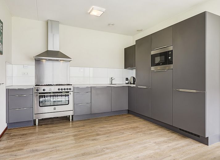 Unterkunft 385244 - Bungalow Noord Limburg - Domein De Schatberg | 12-persoons watervilla | 12L2