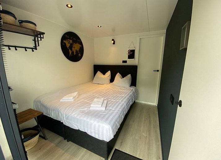 Unterkunft 386105 - Zelthaus Noord Limburg - Houseboat Marina Mookerplas (met dakterras en hottub)