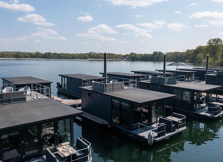 Unterkunft 386125 - Ferienhaus Noord Limburg - Floating in Limburg - rooftop