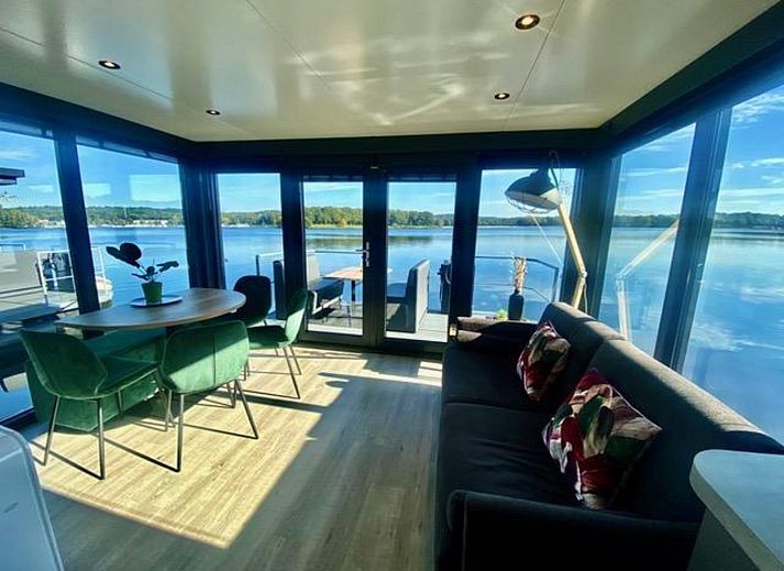 Guest house 386128 • Holiday property Noord Limburg • Houseboat - Witteweg 23 | Middelaar 'Marina Mookerplas' 