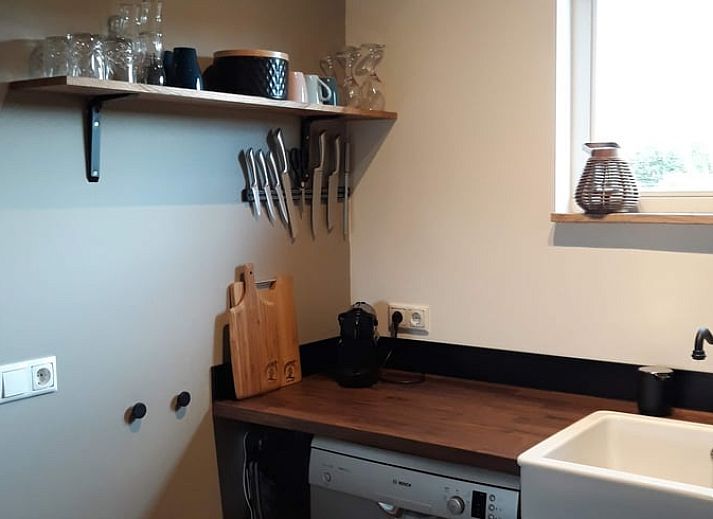 Moderne keuken in Vakantiehuisje in Grashoek, Noord Limburg. Volledig uitgeruste keuken met moderne apparatuur.