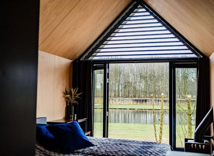 Modern cottage in Ven-Zelderheide, North Limburg with terrace and views of nature.