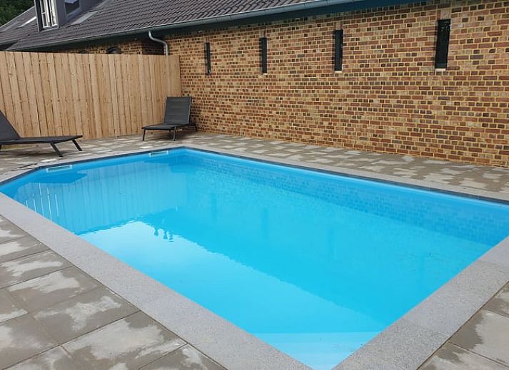 Moderne keuken in Vakantiehuis in Mechelen, Zuid Limburg met uitzicht op de natuur, perfect voor een ontspannen verblijf in Limburg.