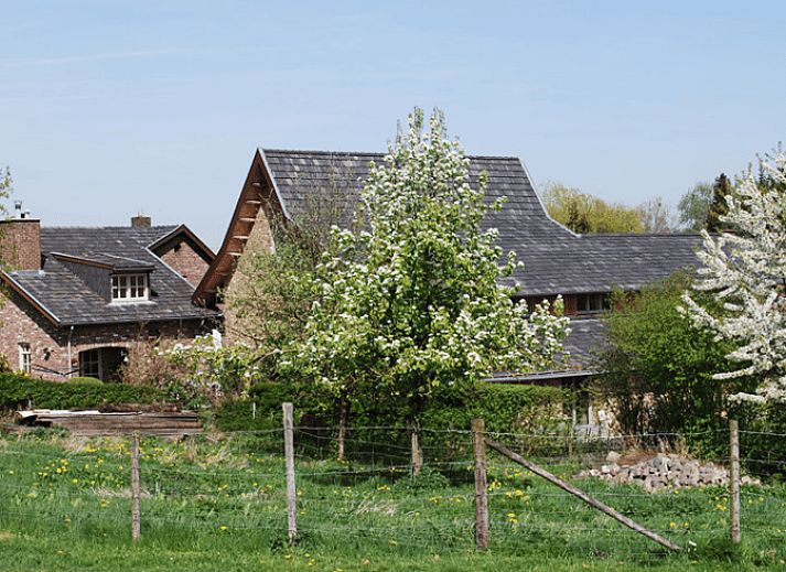 Vakantiehuis in Mechelen biedt een charmante, groene gevel in Zuid Limburg, perfect voor een ontspannen verblijf in de natuur.