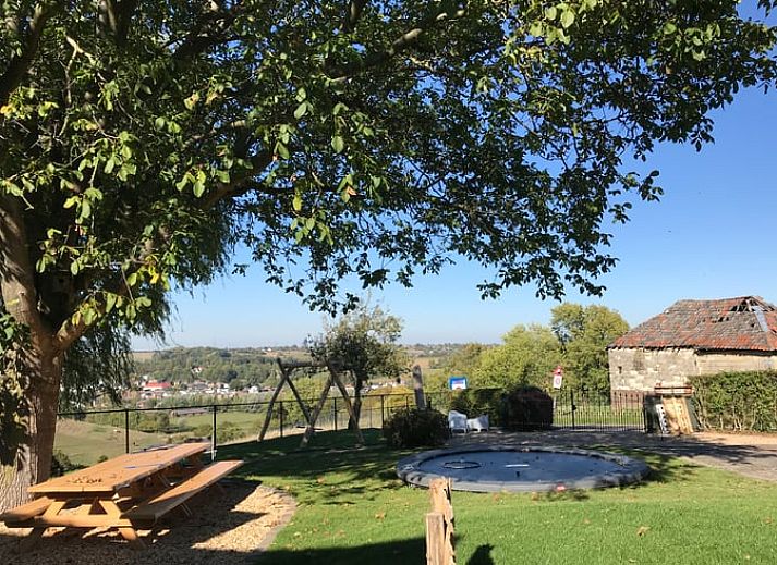 Charmant Vakantiehuisje in Schin op Geul met rustiek terras in Zuid Limburg, Limburg.
