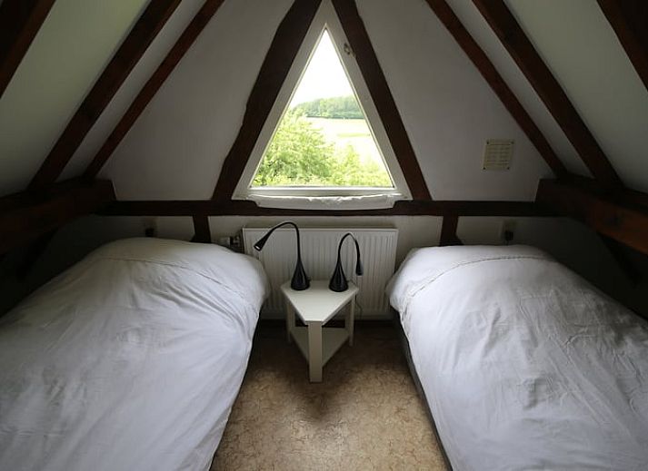 Sfeervol verlichte avond bij Vakantiehuisje in Schin op Geul, Zuid Limburg.