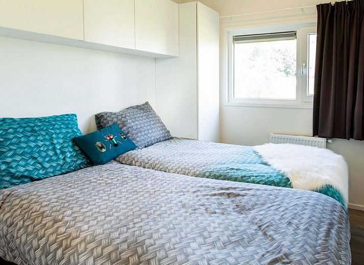 Geniet van de zonnige veranda bij Module Special 6 personen Wellness in Schin op Geul, perfect voor ontspanning in Zuid Limburg.