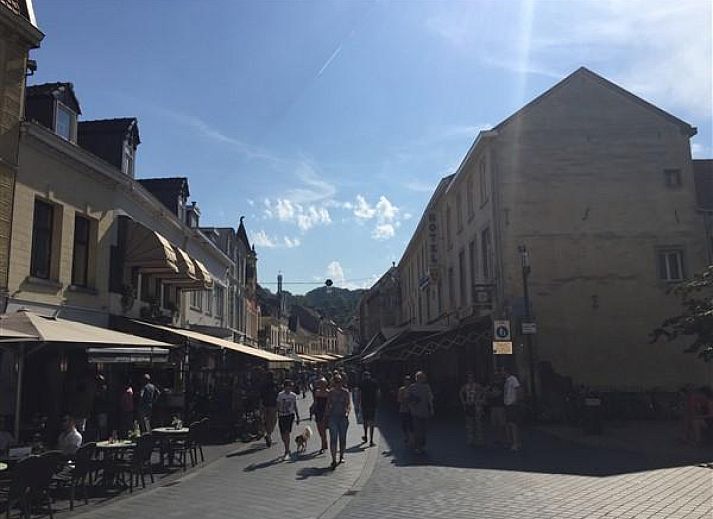 Spacious vacation home L010 with terrace in Valkenburg, South Limburg.