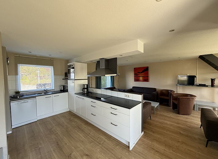 Bedroom with double bed in vacation home L010, Valkenburg.