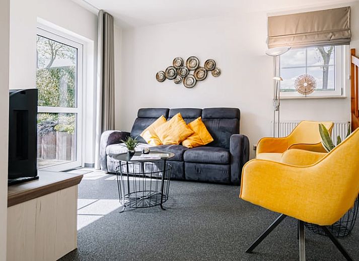 Buitenzitje Vakantiehuis in Gulpen, Zuid Limburg, omringd door natuur en rust.