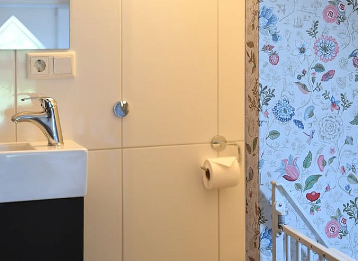 Playground at Cottage in Klimmen, vacation home in South Limburg, Limburg, with swing.