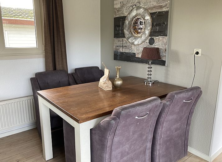 Chalet in Brunssum with spacious terrace in South Limburg, surrounded by nature and tranquility.