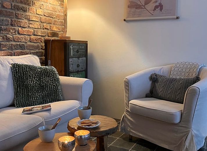 Bloeiende tuin bij Huisje in Slenaken vakantiehuis in Zuid Limburg.