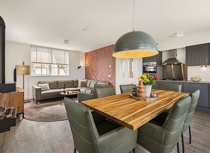 Open keuken en eetruimte in De Waufsberg | 6-persoons villa - Wesh Hoes | 6L, Noorbeek, Zuid Limburg, vakantiehuis.