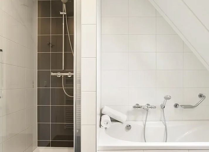 Guest house 392011 - Bungalow Zuid Limburg - De Waufsberg | 6-persoons villa - Mets Hoes | 6C